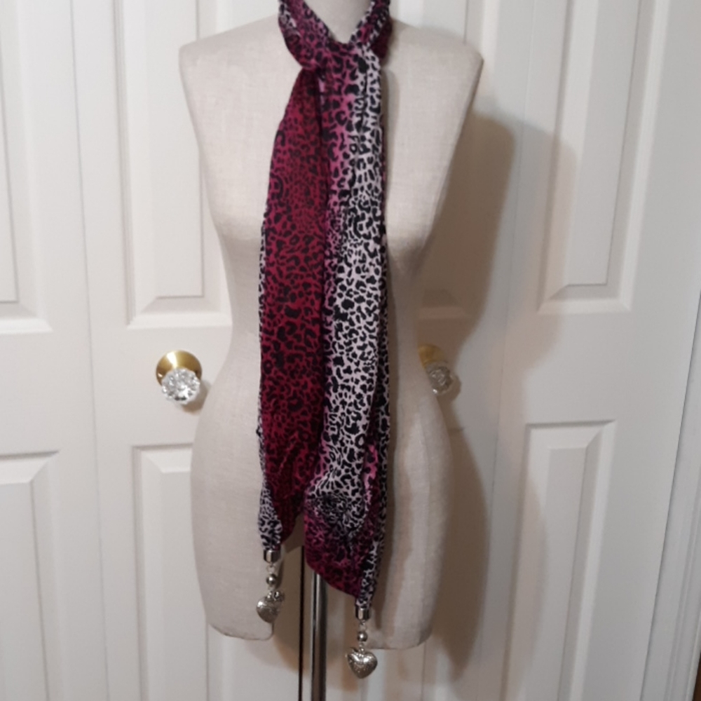 Scarf - Picture 4 of 5